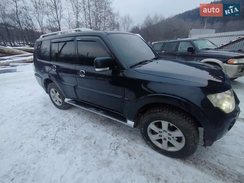 Внедорожник / Кроссовер Mitsubishi Pajero Wagon 2008 в Путиле