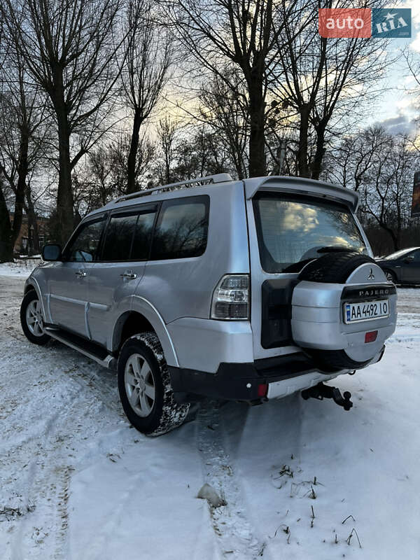 Внедорожник / Кроссовер Mitsubishi Pajero Wagon 2008 в Хмельницком