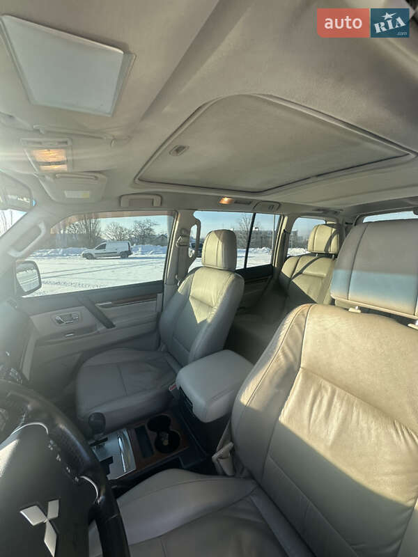 Позашляховик / Кросовер Mitsubishi Pajero Wagon 2007 в Харкові