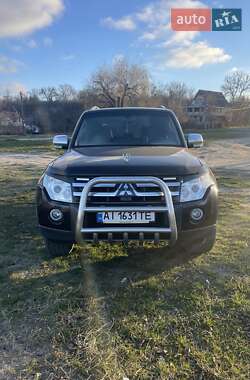 Внедорожник / Кроссовер Mitsubishi Pajero Wagon 2007 в Ржищеве
