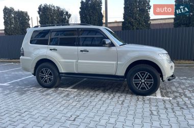 Внедорожник / Кроссовер Mitsubishi Pajero Wagon 2014 в Луцке