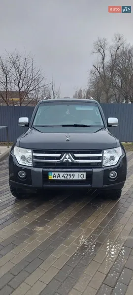 Mitsubishi Pajero Wagon