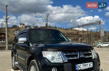 Внедорожник / Кроссовер Mitsubishi Pajero Wagon 2008 в Славском