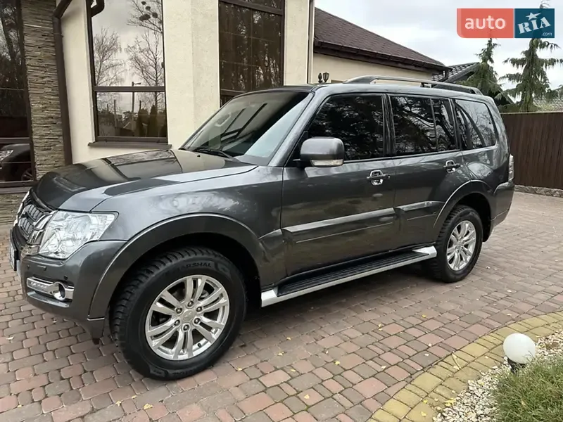 Mitsubishi Pajero Wagon 2018 VIN JMBLYV93WJJ500442 фото оголошення 7 з 85