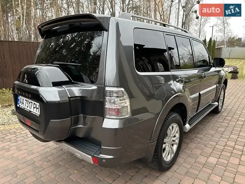 Mitsubishi Pajero Wagon 2018 VIN JMBLYV93WJJ500442 фото оголошення 11 з 85