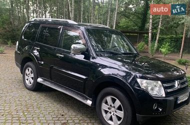 Внедорожник / Кроссовер Mitsubishi Pajero Wagon 2008 в Киеве