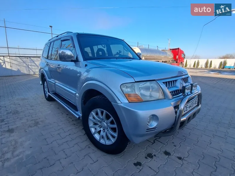 Mitsubishi Pajero Wagon 2005 VIN JMYLRV73W5J707012 фото оголошення 2 з 47