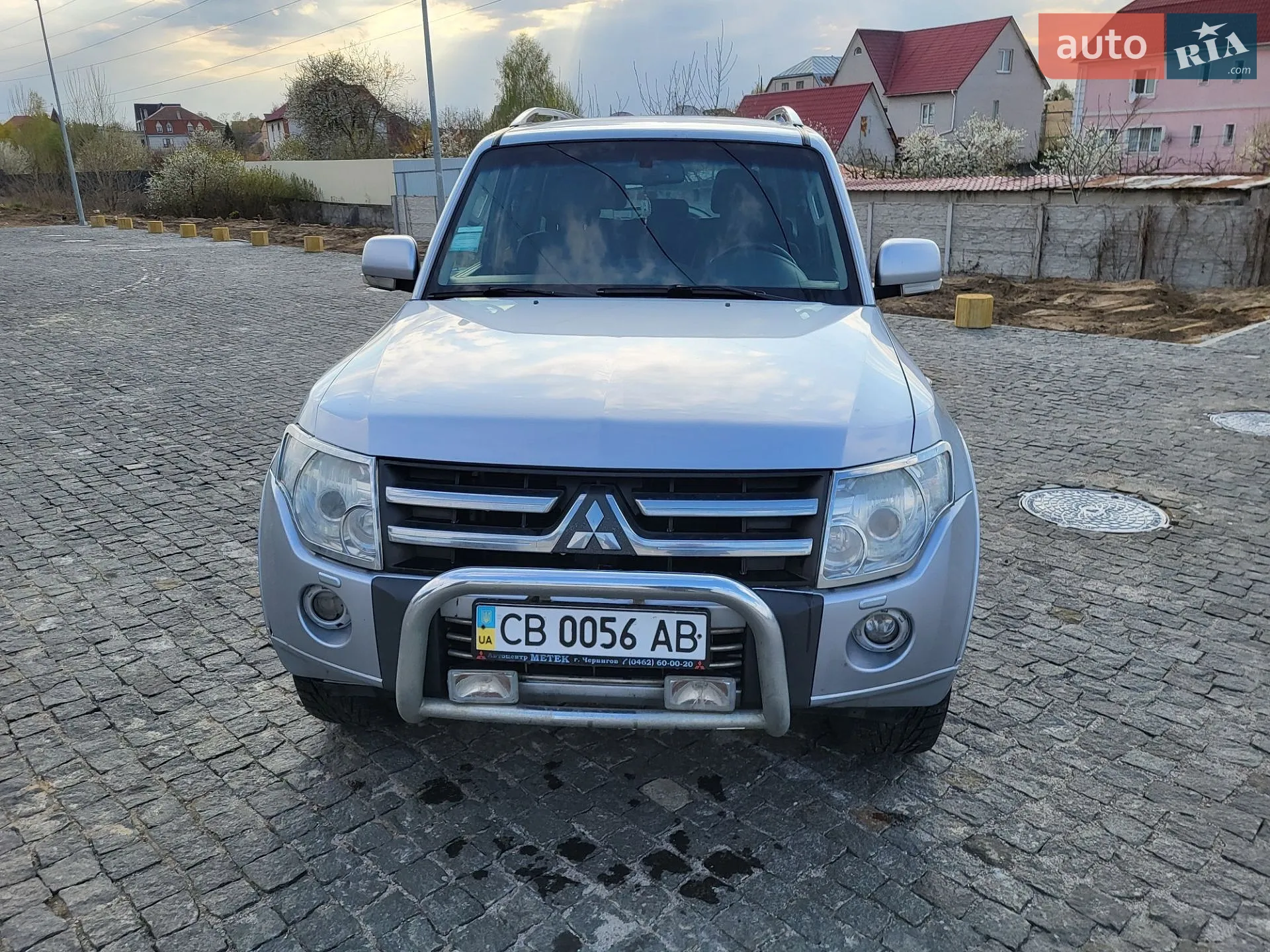 2010 Mitsubishi Pajero - мініатюра 2