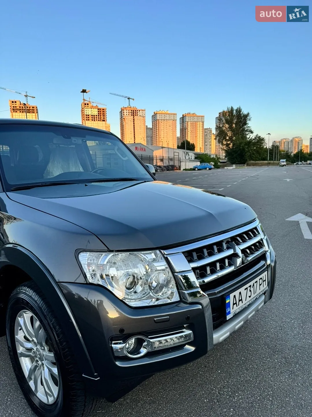 Mitsubishi Pajero Wagon 2018 VIN JMBLYV93WJJ500442 фото оголошення 72 з 79
