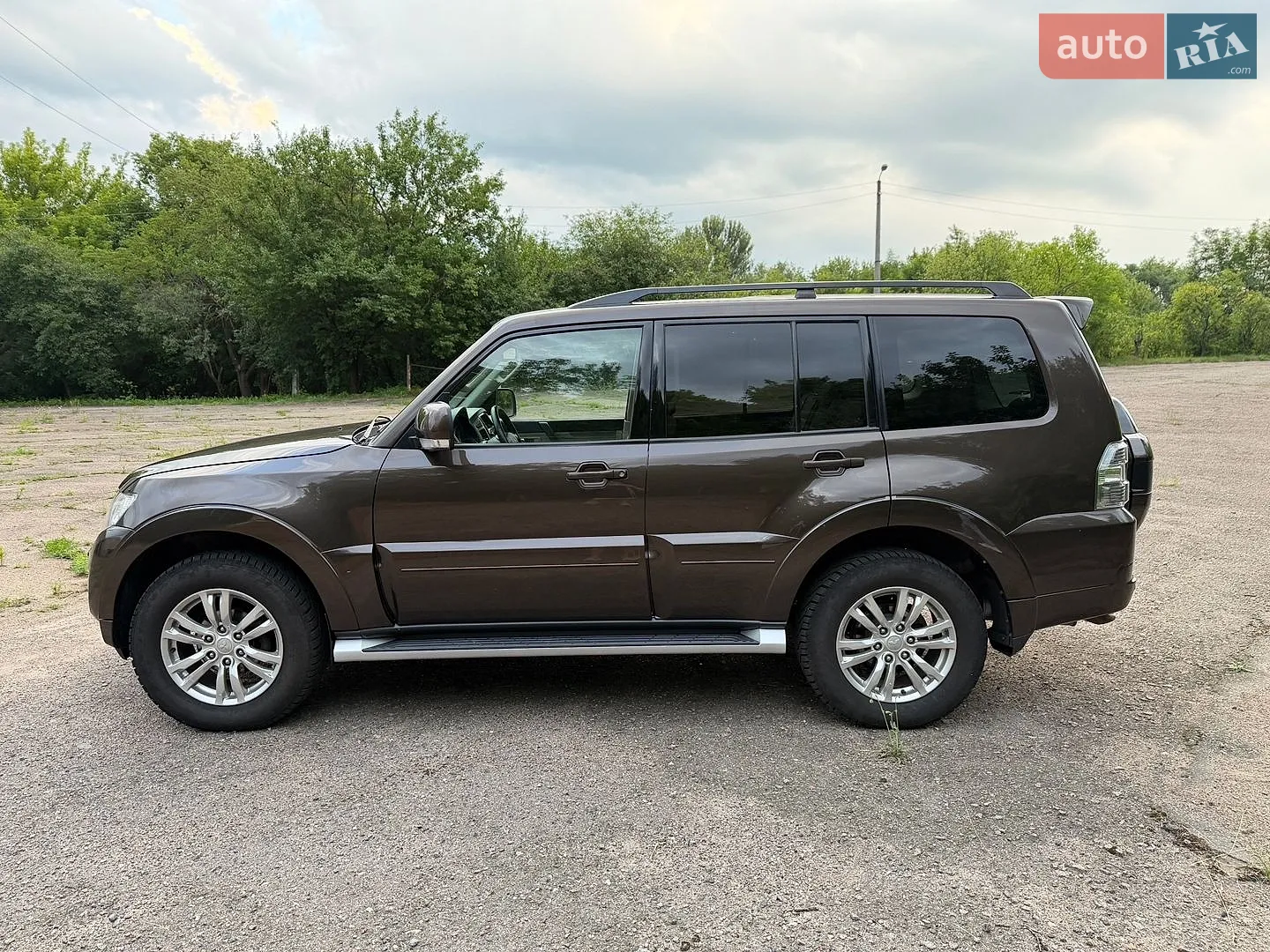 2017 Mitsubishi Pajero - мініатюра 6