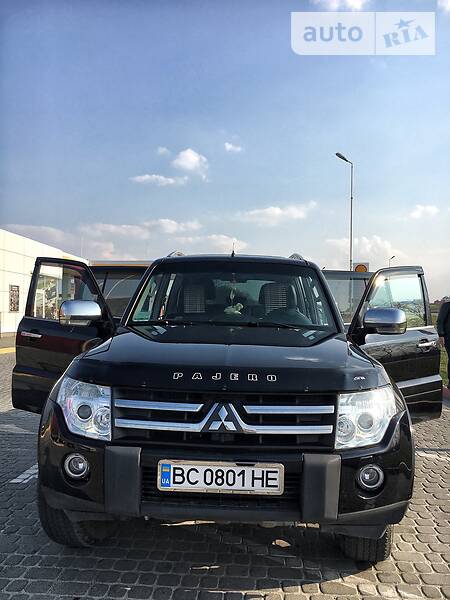 Позашляховик / Кросовер Mitsubishi Pajero 2007 в Львові