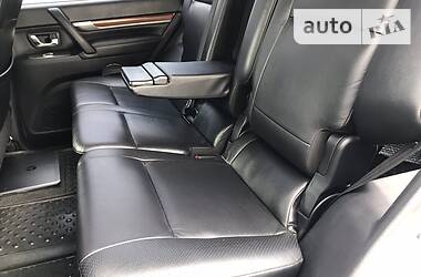 Внедорожник / Кроссовер Mitsubishi Pajero 2008 в 