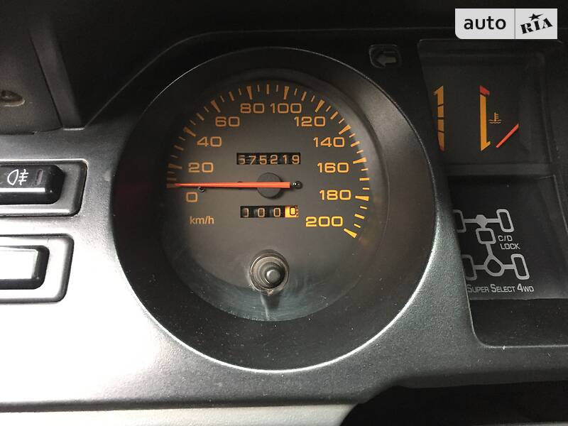 Внедорожник / Кроссовер Mitsubishi Pajero 1994 в Львове фото 60 Внедорожник / Кроссовер Mitsubishi Pajero 1994 в Львове