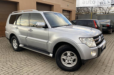 Внедорожник / Кроссовер Mitsubishi Pajero 2008 в Ужгороде