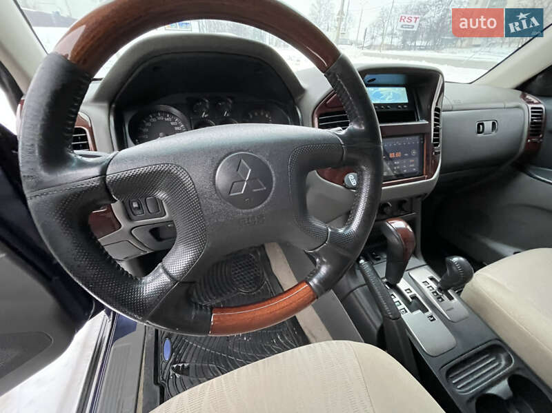 Позашляховик / Кросовер Mitsubishi Pajero 2006 в Сумах фото 24 Позашляховик / Кросовер Mitsubishi Pajero 2006 в Сумах
