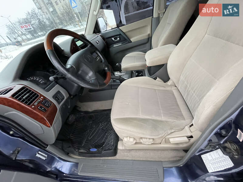 Позашляховик / Кросовер Mitsubishi Pajero 2006 в Сумах фото 30 Позашляховик / Кросовер Mitsubishi Pajero 2006 в Сумах