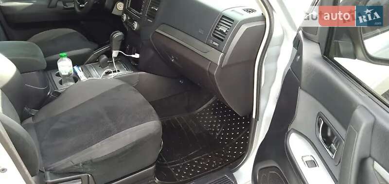 Внедорожник / Кроссовер Mitsubishi Pajero 2007 в Виноградове