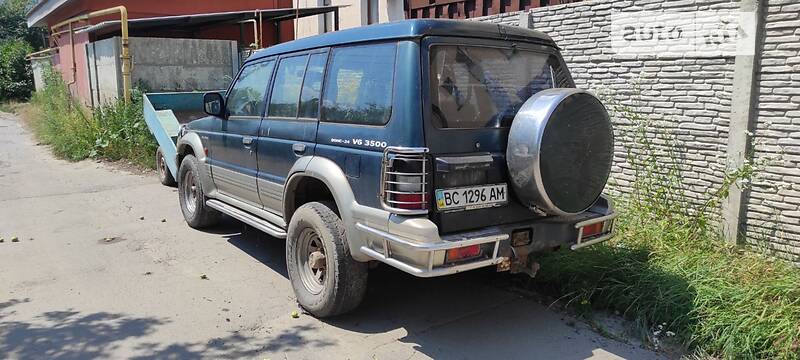 Внедорожник / Кроссовер Mitsubishi Pajero 1997 в Харькове