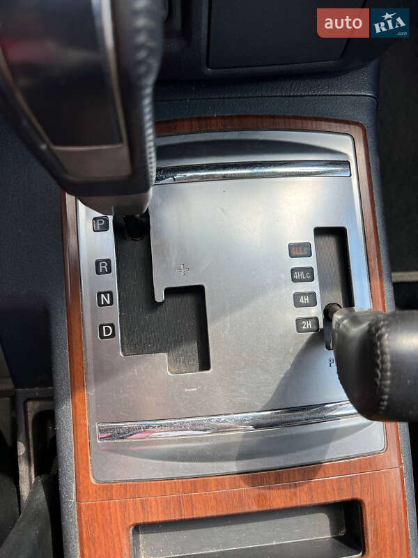 Внедорожник / Кроссовер Mitsubishi Pajero 2007 в Одессе