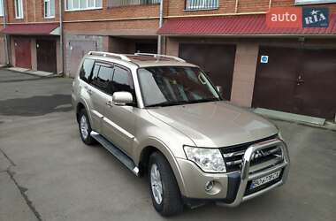 Внедорожник / Кроссовер Mitsubishi Pajero 2007 в Чорткове