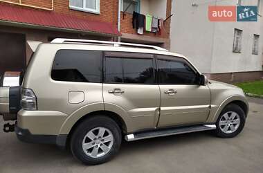 Внедорожник / Кроссовер Mitsubishi Pajero 2007 в Чорткове