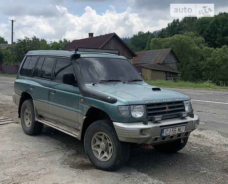 Внедорожник / Кроссовер Mitsubishi Pajero 1999 в Черновцах