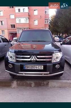 Внедорожник / Кроссовер Mitsubishi Pajero 2007 в Сумах