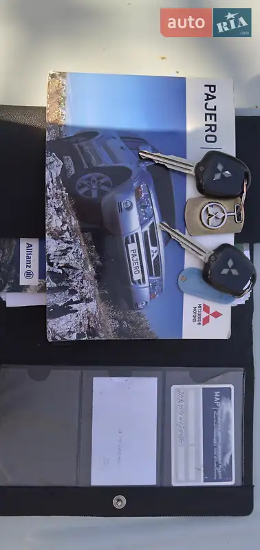Внедорожник / Кроссовер Mitsubishi Pajero 2007 в Виноградове документ