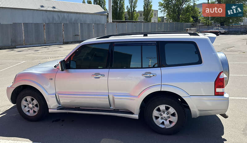 Внедорожник / Кроссовер Mitsubishi Pajero 2003 в Одессе