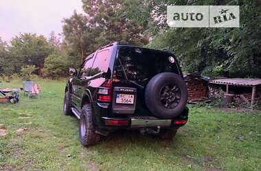 Внедорожник / Кроссовер Mitsubishi Pajero 2000 в 