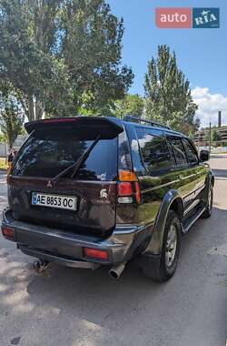 Внедорожник / Кроссовер Mitsubishi Pajero 2001 в Днепре