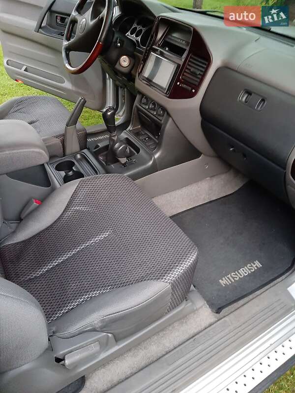 Внедорожник / Кроссовер Mitsubishi Pajero 2000 в Ужгороде фото 26 Внедорожник / Кроссовер Mitsubishi Pajero 2000 в Ужгороде