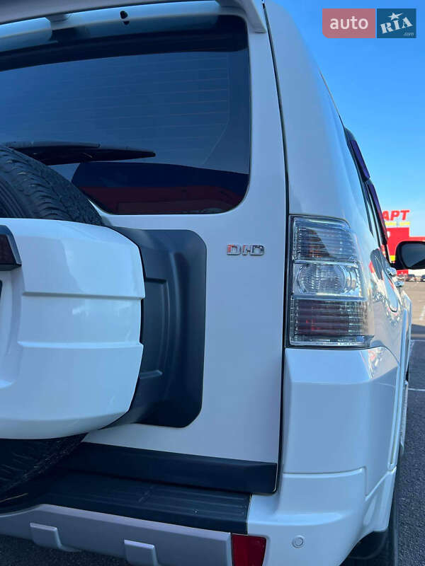 Внедорожник / Кроссовер Mitsubishi Pajero 2013 в Ровно фото 29 Внедорожник / Кроссовер Mitsubishi Pajero 2013 в Ровно