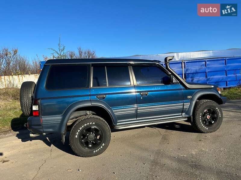 Позашляховик / Кросовер Mitsubishi Pajero 1996 в Запоріжжі