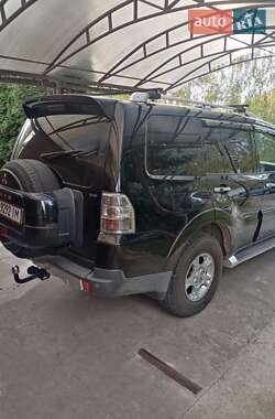 Внедорожник / Кроссовер Mitsubishi Pajero 2007 в 