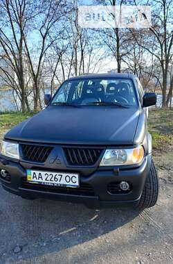 Позашляховик / Кросовер Mitsubishi Pajero 2008 в Києві