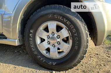 Внедорожник / Кроссовер Mitsubishi Pajero 2002 в 