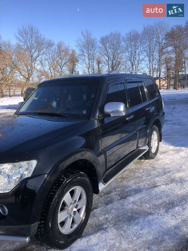 Внедорожник / Кроссовер Mitsubishi Pajero 2008 в Тернополе