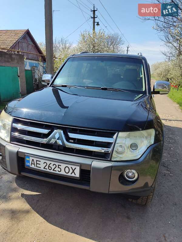 Позашляховик / Кросовер Mitsubishi Pajero 2007 в Апостоловому