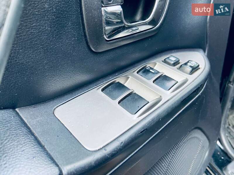 Внедорожник / Кроссовер Mitsubishi Pajero 2008 в Бердичеве фото 21 Внедорожник / Кроссовер Mitsubishi Pajero 2008 в Бердичеве