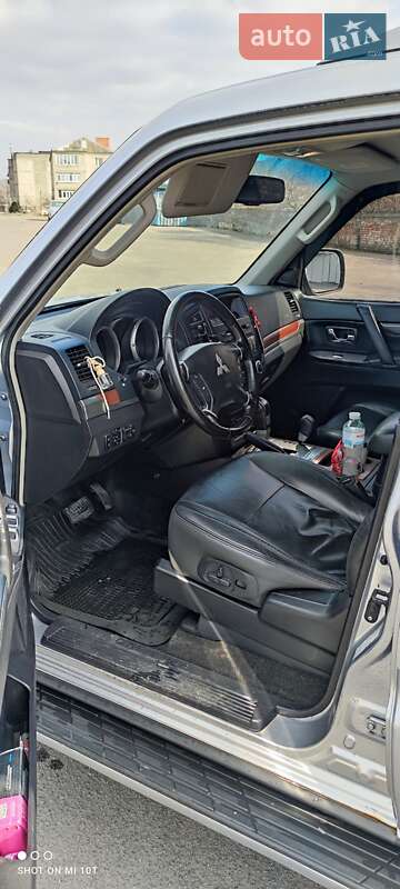 Позашляховик / Кросовер Mitsubishi Pajero 2007 в Тульчині