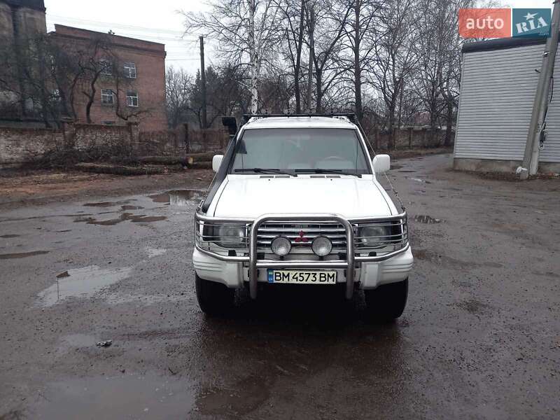 Внедорожник / Кроссовер Mitsubishi Pajero 1991 в Кролевце