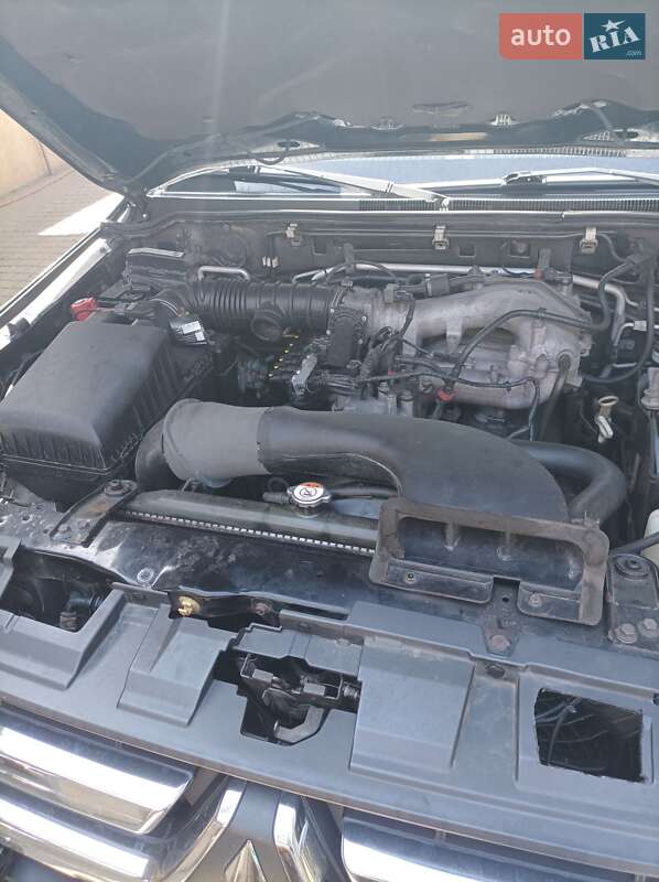 Позашляховик / Кросовер Mitsubishi Pajero 2007 в Одесі