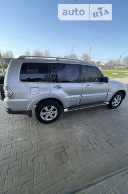 Внедорожник / Кроссовер Mitsubishi Pajero 2008 в Прилуках