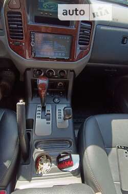 Позашляховик / Кросовер Mitsubishi Pajero 2005 в Новій Ушиці