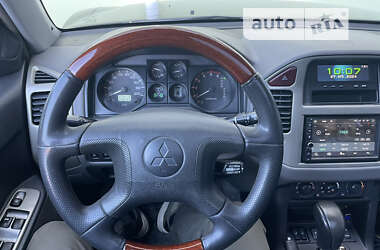 Позашляховик / Кросовер Mitsubishi Pajero 2004 в Рівному