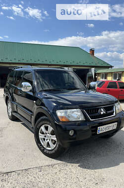 Внедорожник / Кроссовер Mitsubishi Pajero 2007 в Ужгороде