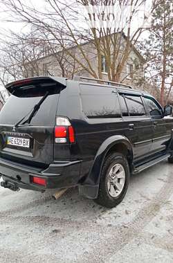 Внедорожник / Кроссовер Mitsubishi Pajero 2007 в Днепре