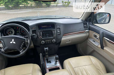 Внедорожник / Кроссовер Mitsubishi Pajero 2007 в Львове