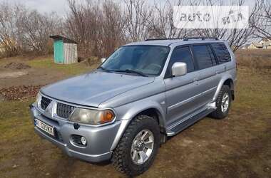 Позашляховик / Кросовер Mitsubishi Pajero 2004 в Києві